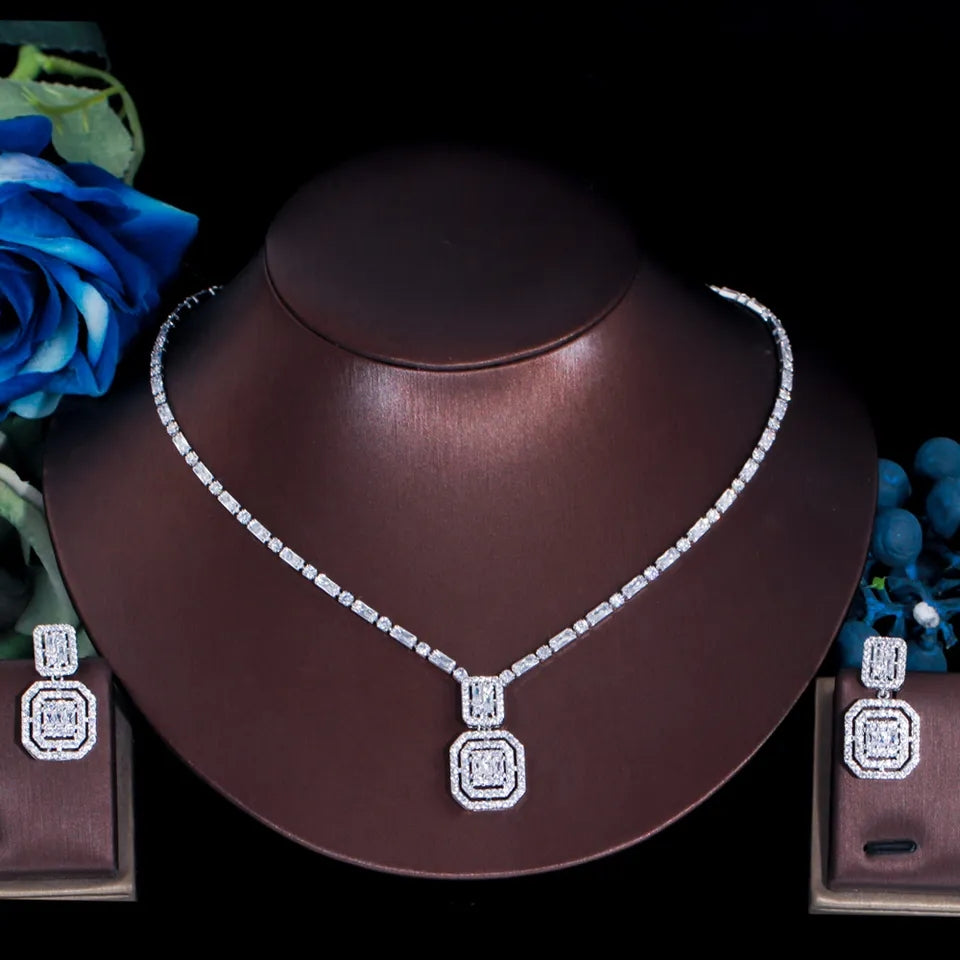Delicate Set