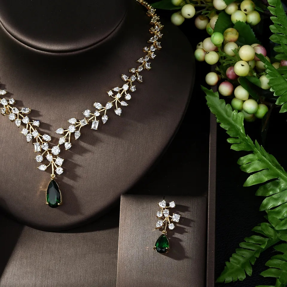 Contemporary Necklace Set