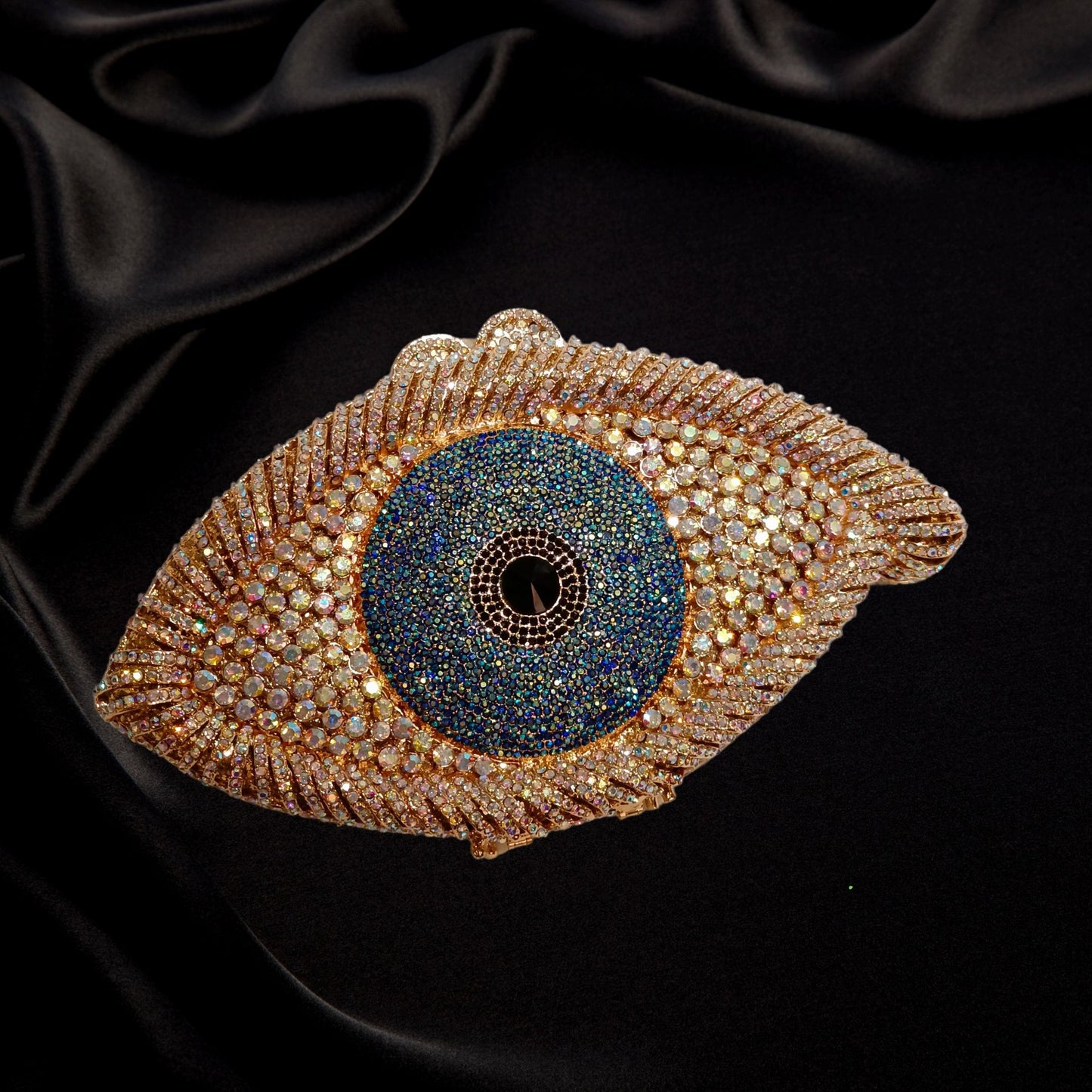 Dazzling Evil-Eye Clutch!