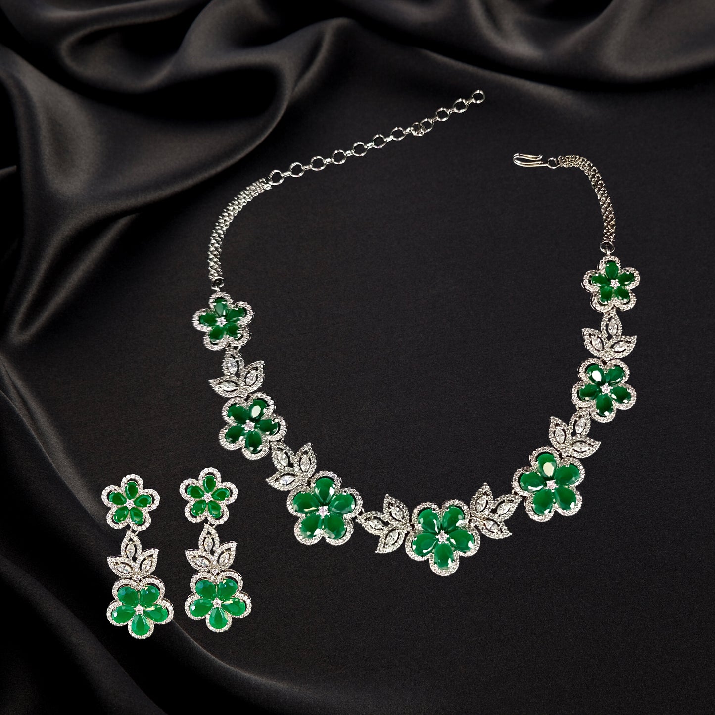 Emerald Necklace Set