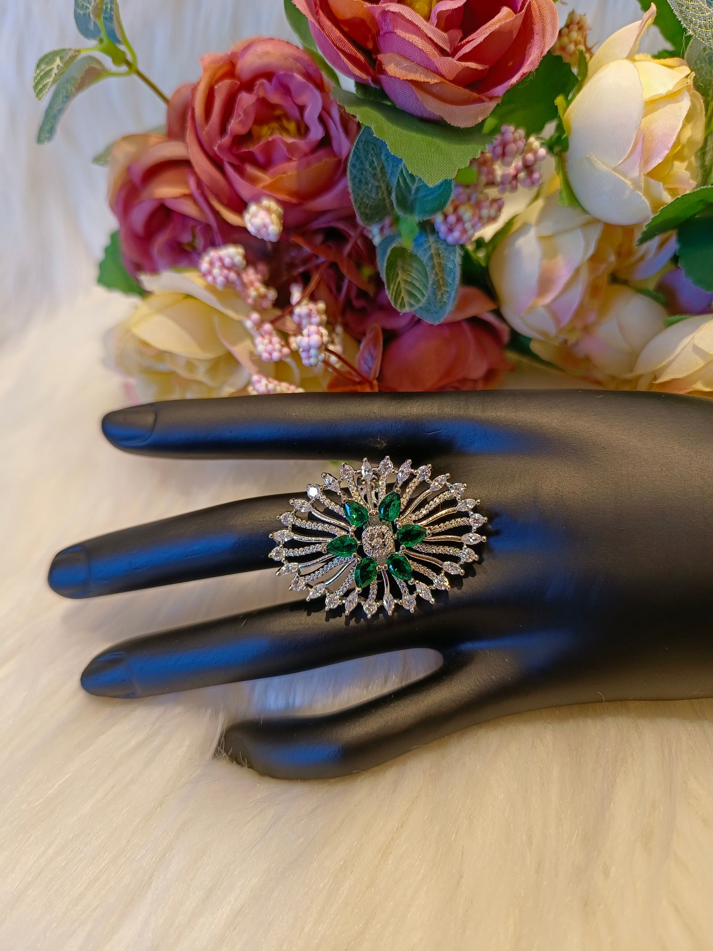 Evening Wear Finger Ring