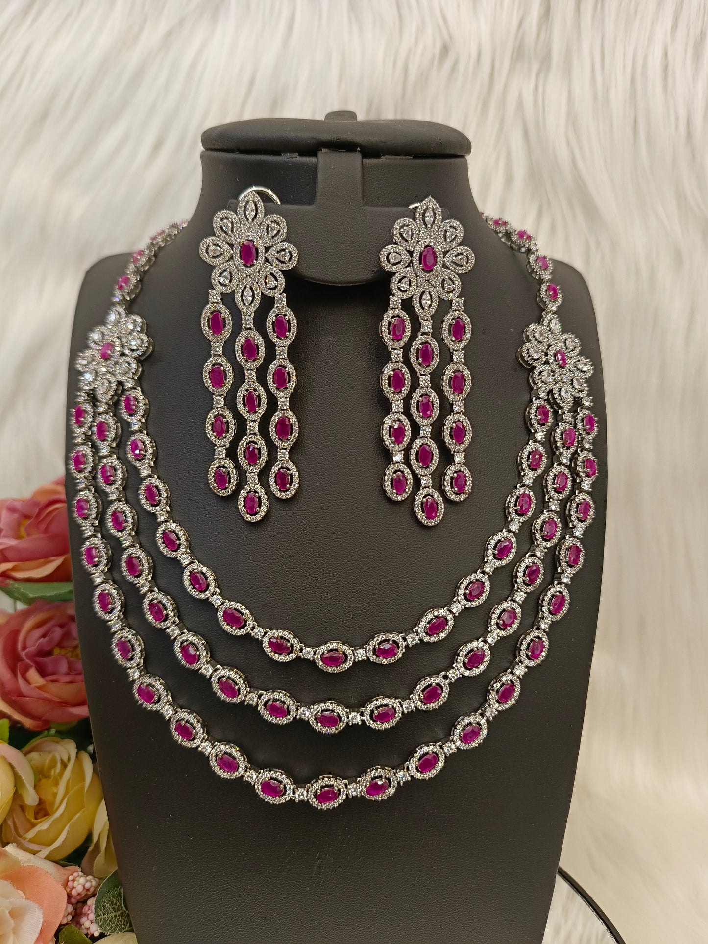 Three Layer Luxury Necklace Set